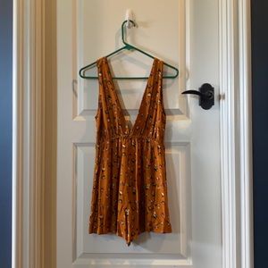 Audrey 3 + 1 orange mini romper